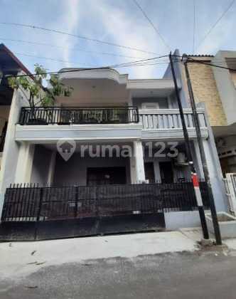 Well-Maintained Two-Story House Flood-Free in Pulomas, Kayu Putih