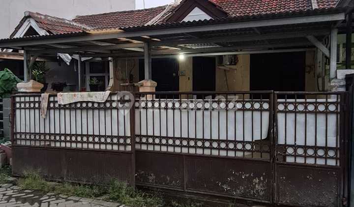 rumah bersih terawat di harapan baru regency bekasi barat 2