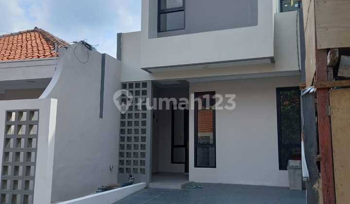 New 2-Story House, You'll Love It in Kayu Putih New 2-Story House, You'll Love It in Kayu Putih