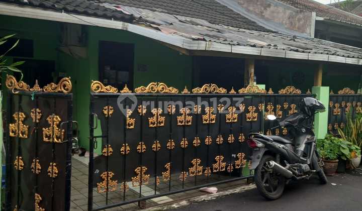 Affordable Simple Flood-Free House in Galaxy, Jakasetia