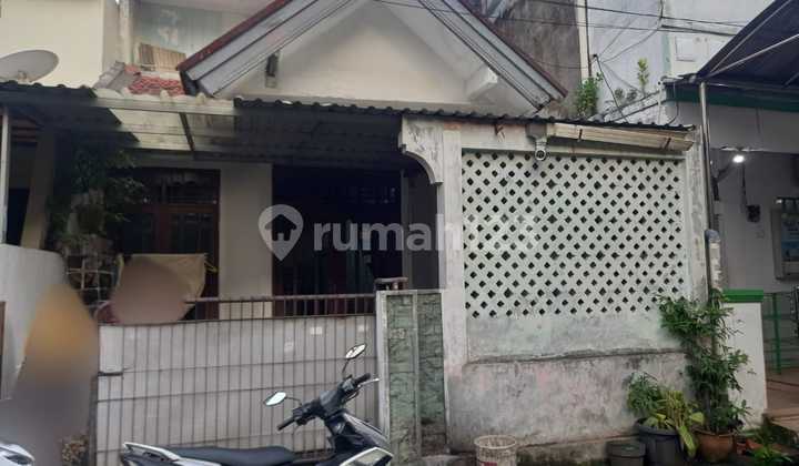 Cheap House Next to Mosque Flood-Free in Pondok Kelapa