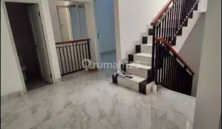 Rumah 2 Lantai Fresh Dan Keren Di Rawamangun , Pulo Gadung 2