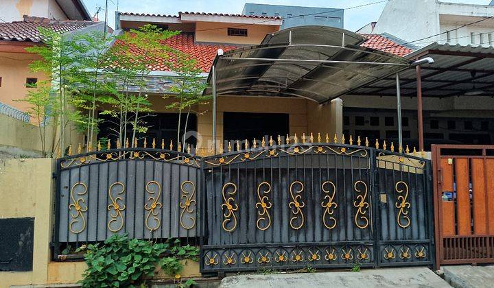 Rumah manis jual murah di pondok kelapa, duren sawit
 1