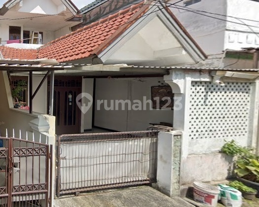 Rumah Murah Mepet Masjid Bebas Banjir di Pondok Kelapa
