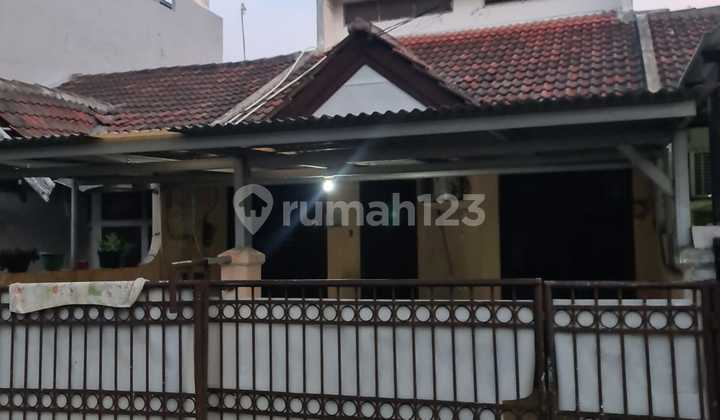 rumah bersih terawat di harapan baru regency bekasi barat 1