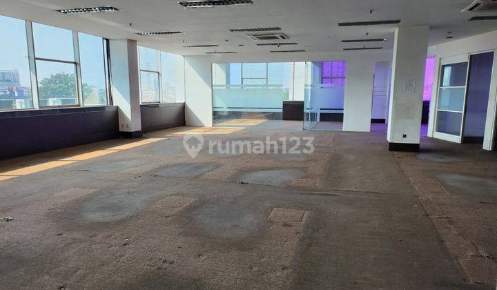 Jual Gedung Bagus di Tomang Jakarta Barat R W  1