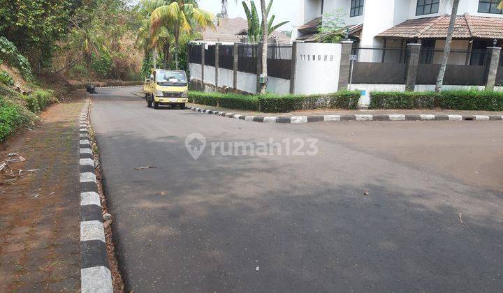 Rumah Bagus Dan Nyaman Dalam Komplek Tembusan Pesona Kahyangan 2