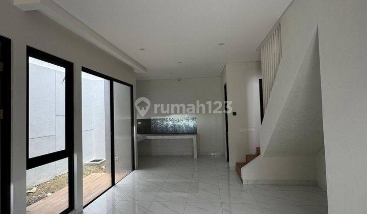 Rumah Baru Unfurnished Di Kota Wsata, Cibubur Sangat Modern 1