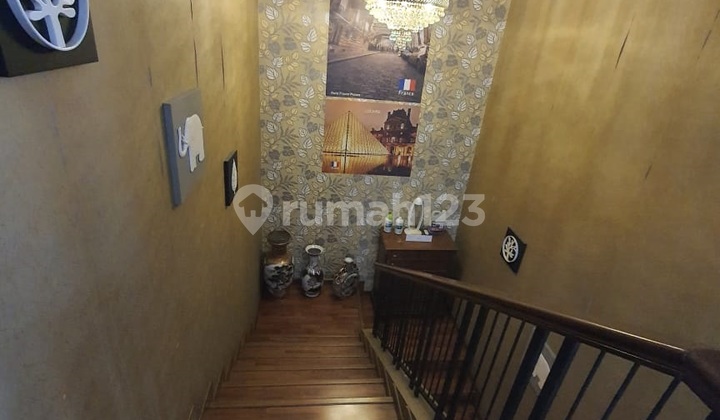 Comfortable 2-Story House for Living in Cibubur Tourism City, Land 330m², Building Size Negotiable 2