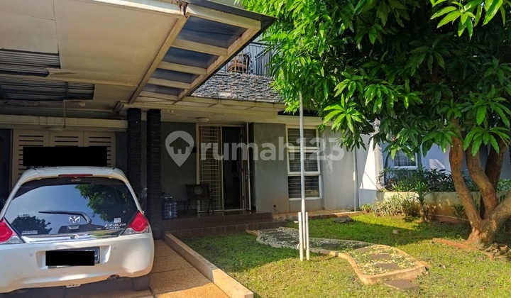 2-Story House in Raffles Hills Cibubur, Land Area 200, Building Area 230, Negotiable.