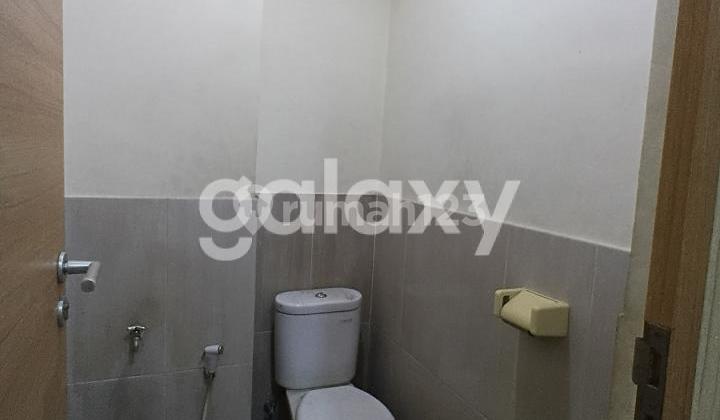 For Sale: Kedungdoro City Center Shophouse, Suitable for Business 2