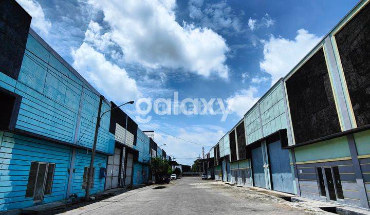 Gudang Siap Pakai Kencana Trosobo, Sidoarjo 4