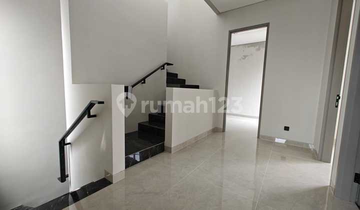 For Rent: New Citraland Dempsey Hill House with Rooftop, Freshly Built. 2