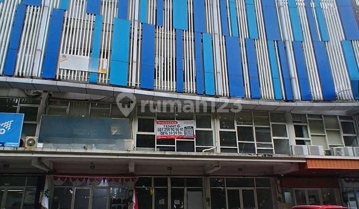 Disewakan Ruko Modern Section One Rungkut Industri Sier Disewakan Ruko Modern Section One Rungkut Industri Sier