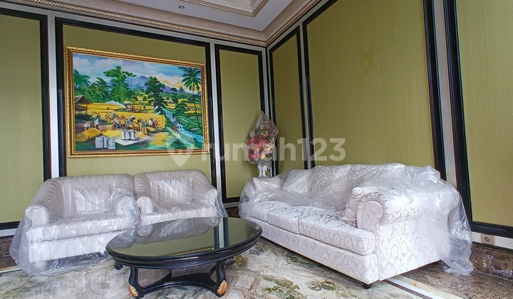 Luxury House & Luxury Kertajaya Indah Regency Near Galaxy Mall 2