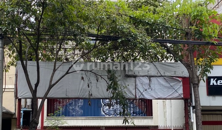 For Sale: Strategic Kertajaya Main Street Shop House, Zero Road Frontage For Sale: Strategic Kertajaya Main Street Shop House, Zero Road Frontage