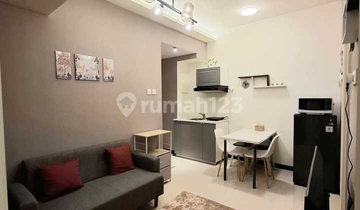 For Rent Apartment Amor Pakuwon City Minimalist Nice Negotiable until Deal