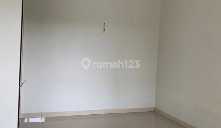 Rumah Baru SHM di Cluster Scarlet, Tangerang 8