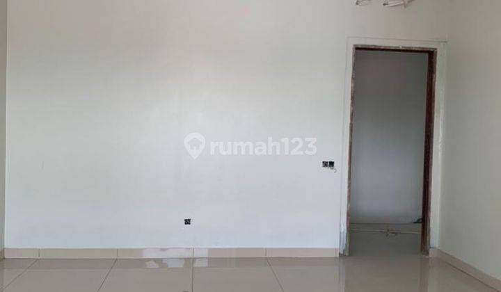 Rumah Baru SHM di Cluster Scarlet, Tangerang 9