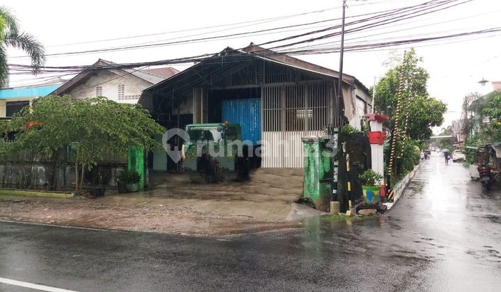 Gudang di Deli Koja Tanjung Priuk Jakarta Utara 2