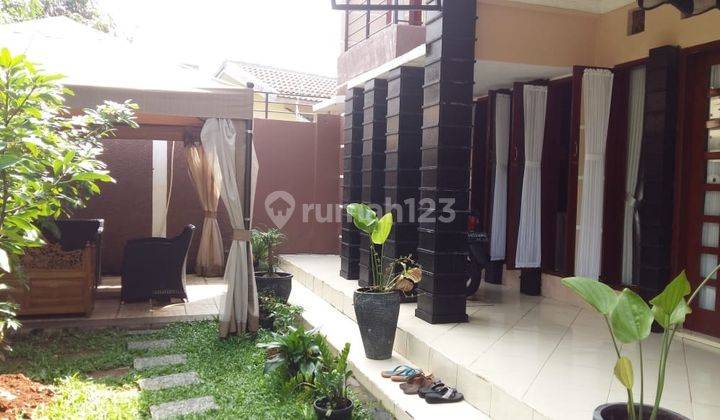 Rumah Cantik dengan halaman luas di dalam cluster Bintaro Sektor 5 1