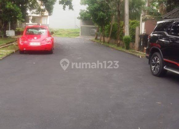 Rumah Cantik dengan halaman luas di dalam cluster Bintaro Sektor 5 2