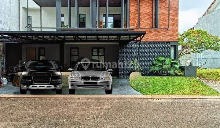 Rumah di Emerald Bintaro, Modern, siap huni di Sektor 9 1