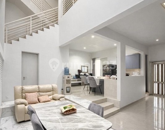 Ready-to-Occupy and Affordable House in Kebayoran Village Bintaro Jaya Ready-to-Occupy and Affordable House in Kebayoran Village Bintaro Jaya