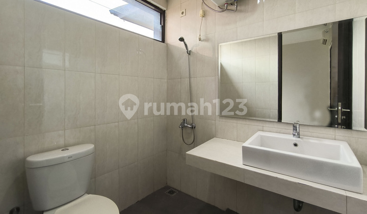 Rumah di Discovery Serenity Bintaro harga murah di Sektor 9 2