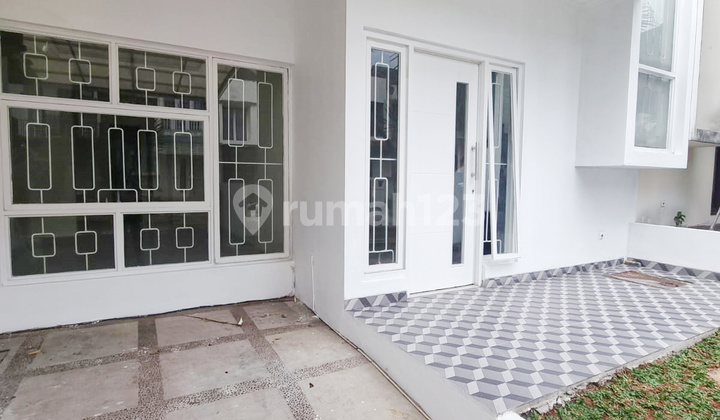 Rumah Minimalis Siap Huni di Cluster Emerald Town House, Bintaro Jaya, Sektor 9 2
