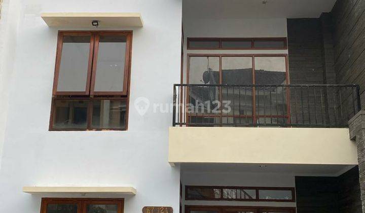 Rumah Baru 2 Lantai Setraduta Cemara 1