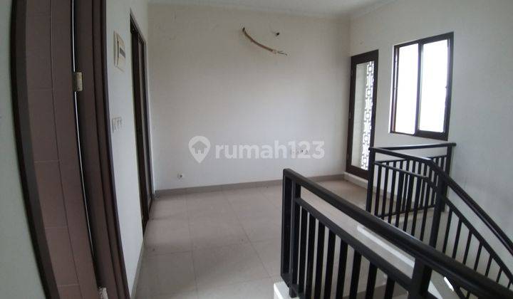 Rumah 2 lantai cluster Btari Summarecon Bandung 2