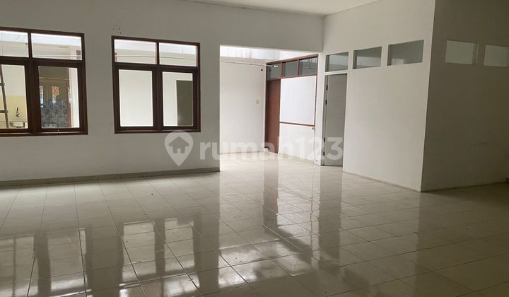 Rumah ex home industri dekat dengan gerbang tol pasteur Rumah ex home industri dekat dengan gerbang tol pasteur