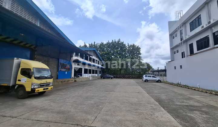 Warehousing in the Subang Industrial Area