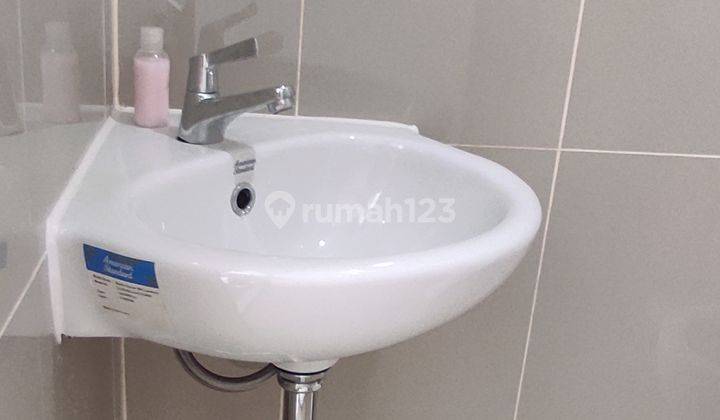 DISEWAKAN RUMAH BARU MINIMALIS CIKUPA TANGERANG 4