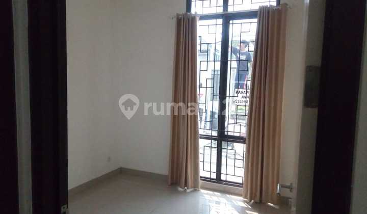 BEAUTIFUL MINIMALIST HOUSE READY TO OCCUPY