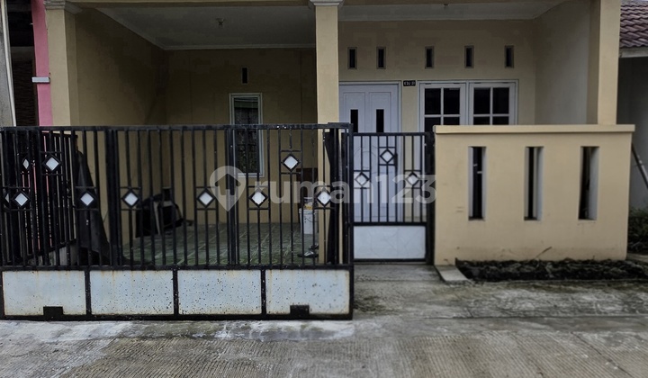 Rumah Cantik Siap Huni 1 Lantai Selangkah ke Mall Ciputra di Citra Raya Rumah Cantik Siap Huni 1 Lantai Selangkah ke Mall Ciputra di Citra Raya