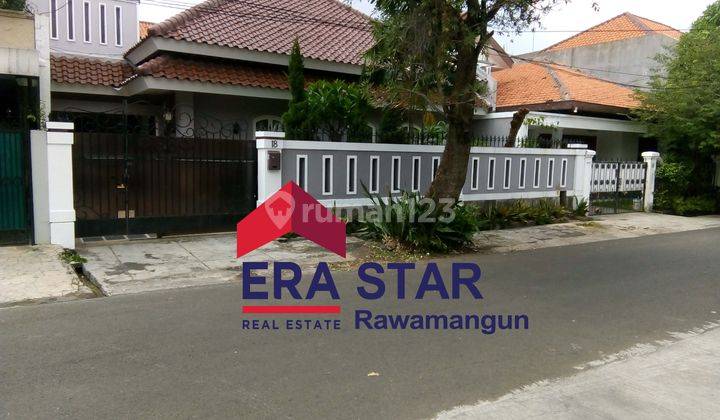 Rumah Bagus Tenang, Harga Murah di Tebet Barat Jakarta Selatan 1