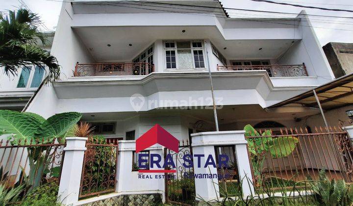 Rumah 2 Lantai SHM Bagus Harga sangat murah  Jatiwaringin  1