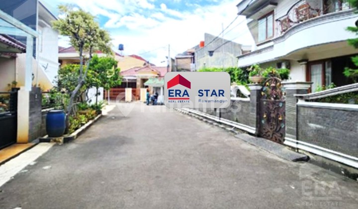 Rumah Bagus 758 m2 Unfurnished SHM Murah di Klender, Jakarta Timur 1