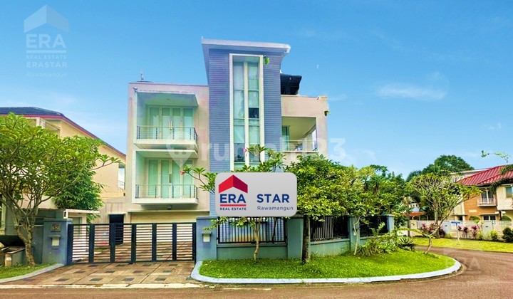 Minimalist Luxury House Hook 3 Floors 40% Discount at Imperial Golf Estate Sentul City Minimalist Luxury House Hook 3 Floors 40% Discount at Imperial Golf Estate Sentul City