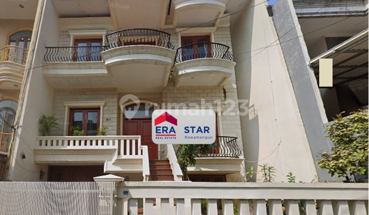 Rumah Bagus 3 Lantai Harga Miring di Sunter Garden Jakarta Utara