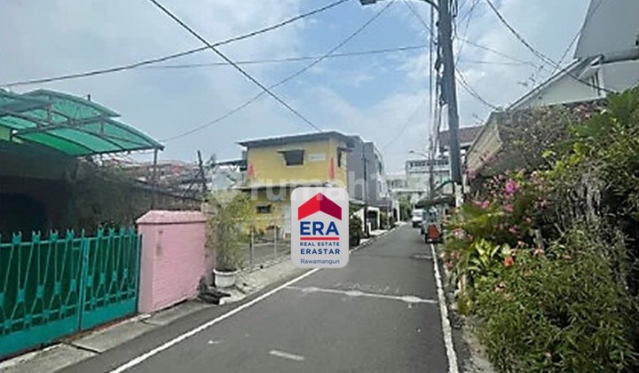 Spacious 372 m2 house Unfurnished Affordable Price Cideng, Central Jakarta 2