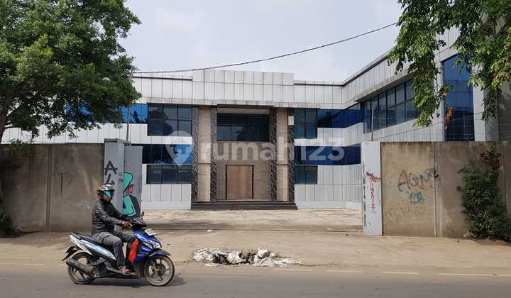 Murah miliki gudang Jalan Kamal Raya no 42, dekat Jl Benda Raya, Tegal Alur, Jakarta
