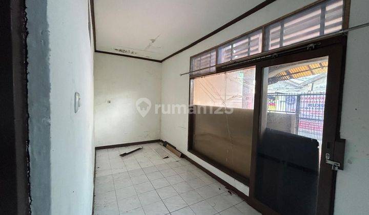 Cocok u/ toko, usaha, kost dll & dekat Mall Bassura City, rumah 1 lantai (hitung tanah) Jalan Cipinang Muara Raya, JakTim 2