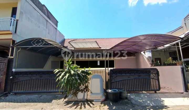 For Quick Sale: Palm Spring Regency House - Secure Neighborhood