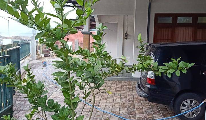 Hanya 1 M An Villa Terawat di Jalan Kenanga, Batu Siap Pakai  2