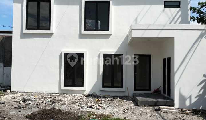 Gedung 4 Lantai Cocok untuk Usaha Showroom Mobil ,Dll