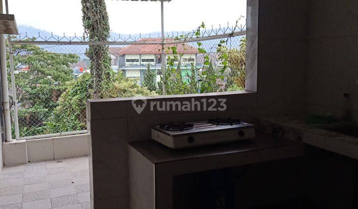 Hanya 1 M An Villa Terawat di Jalan Kenanga, Batu Siap Pakai  2