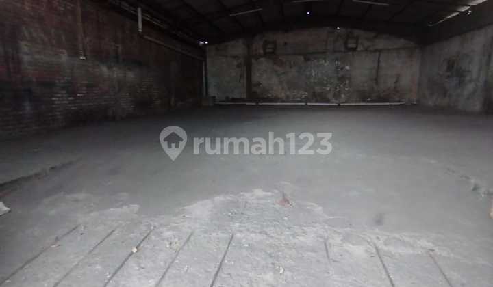 For Rent Warehouse zero Banyu urip main road central surabaya